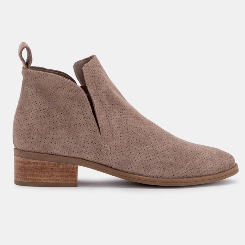 Dolce Vita Tivon PEF suede booties in taupe